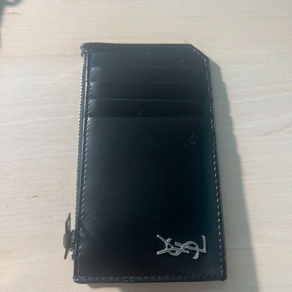 Selling a YSL wallet new! - Picture 4 of 4